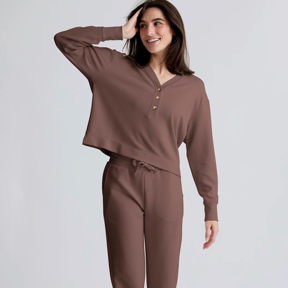 NWT Free Fly Women's Waffle Long Sleeve Henley, Fig, Medium - Picture 3 of 6